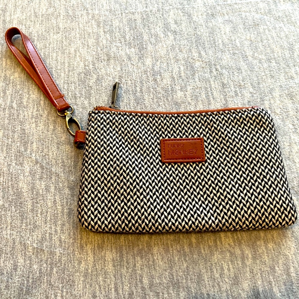 Funky Monkey wristlet chevron print women’s accessories neutral lightweight bags